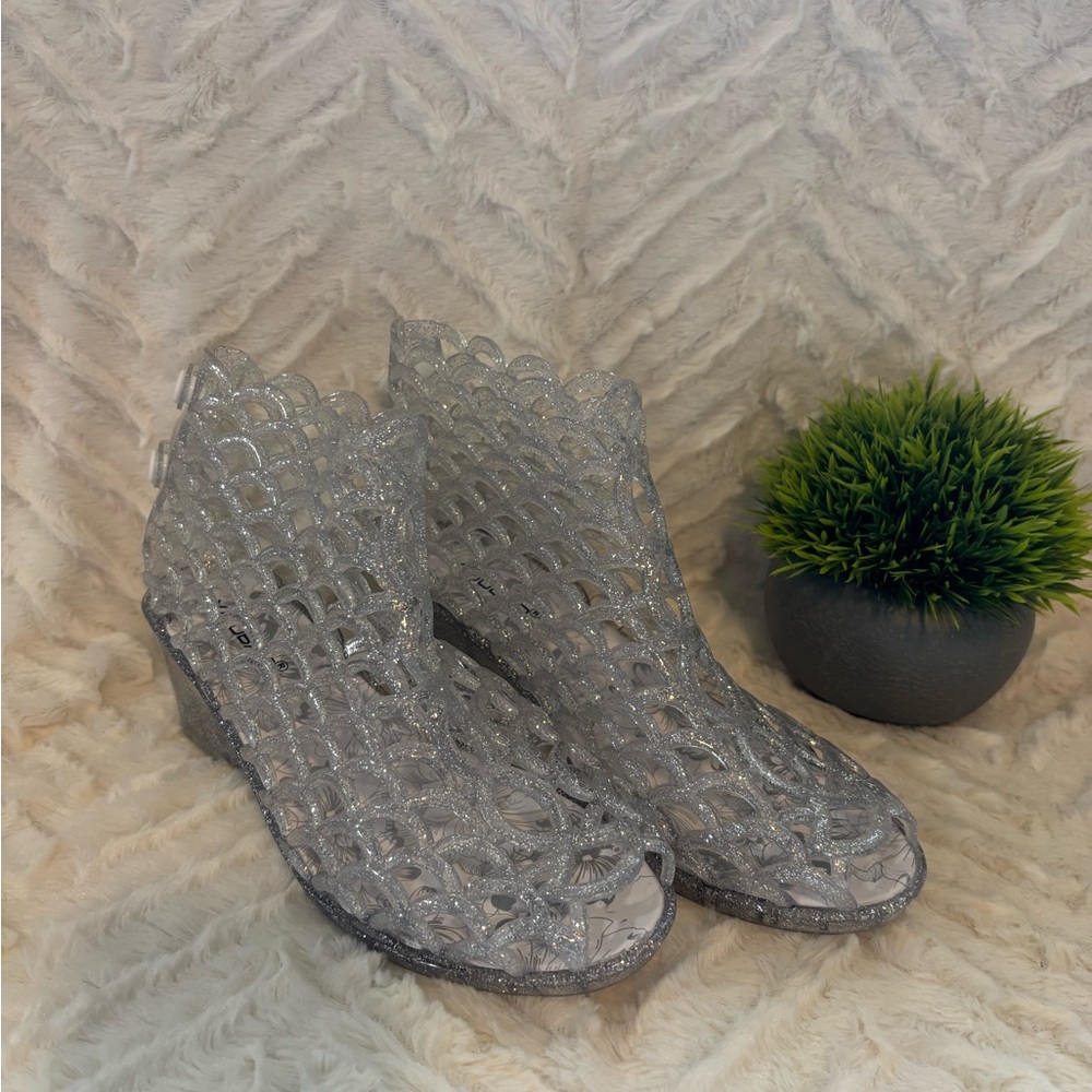 Chic Silver Women's Sandals